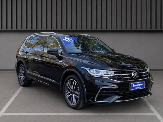 VOLKSWAGEN TIGUAN 2.0 300 TSI GASOLINA ALLSPACE R-LINE AUTOMÁTICO VOLKSWAGEN TIGUAN 2.0 300 TSI GASOLINA ALLSPACE R-LINE AUTOMÁTICO